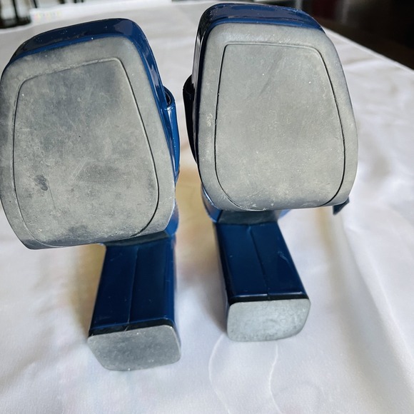 Marc Fisher Women's Blue Patent Leather Ankle Strap Block Heel Sandals 5.5 - Picture 11 of 11